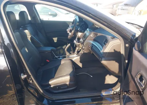 2016 Acura Ilx Premium Package/Technology Plus Package из США, поврежденный, VIN 19UDE2F71GA014935